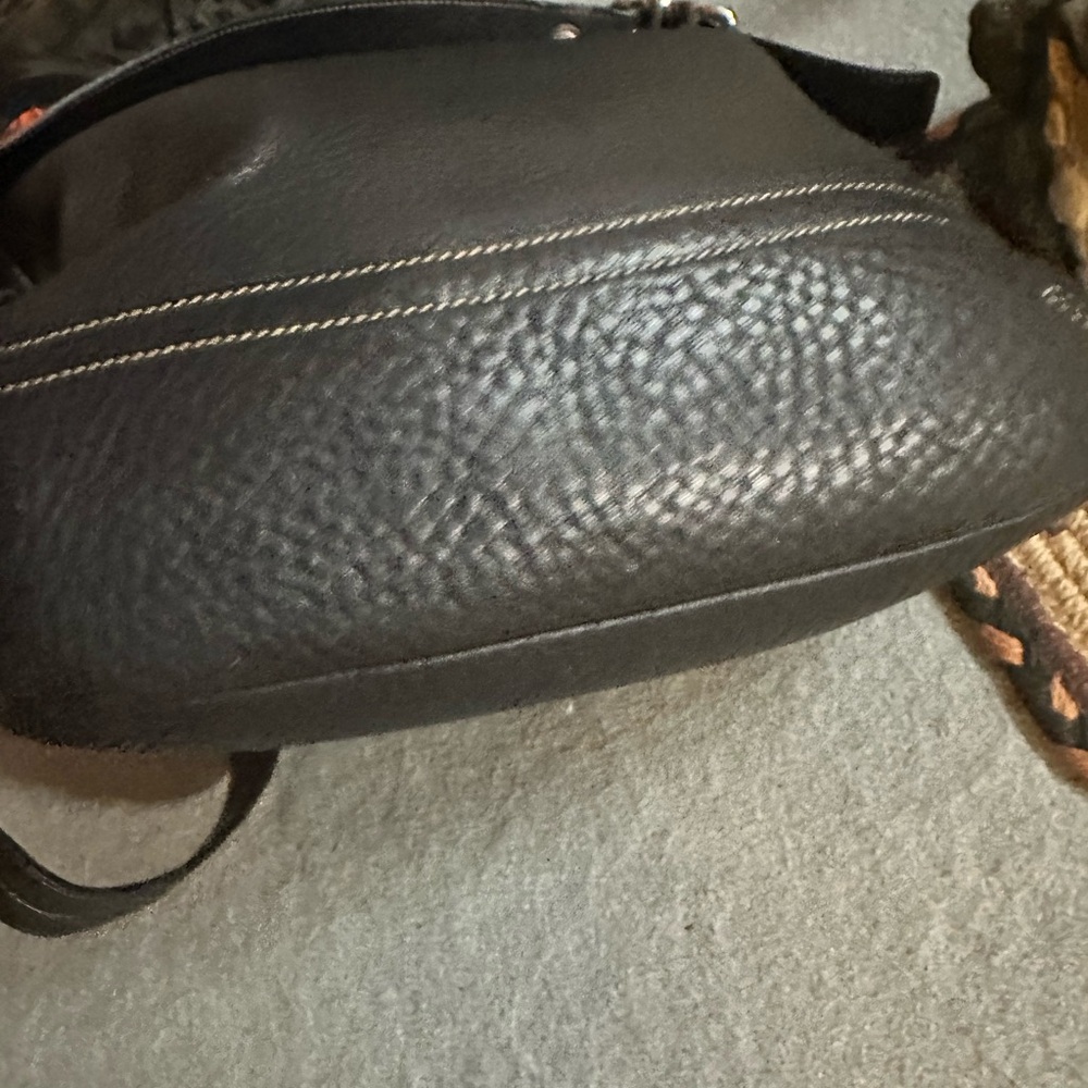 Coach Vintage Black Pebbled Leather Shoulder Bag w/tassel and Hangtag EUC - Picture 5 of 9